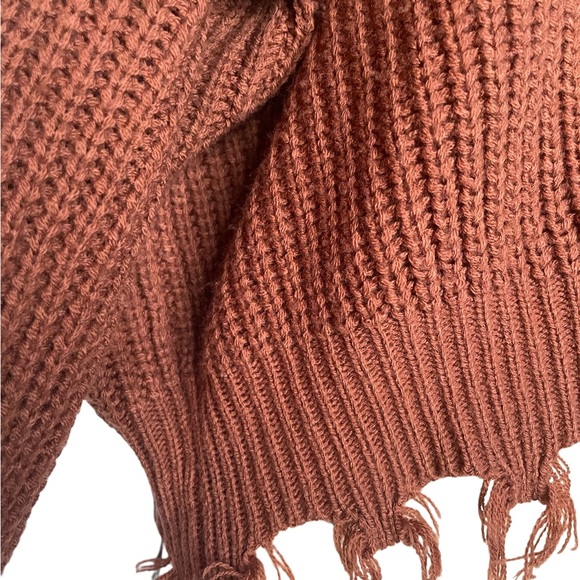 Chunky Rib Knit Sweater Frayed Hem V-Neck Pinkish Brown Medium - Picture 2 of 3